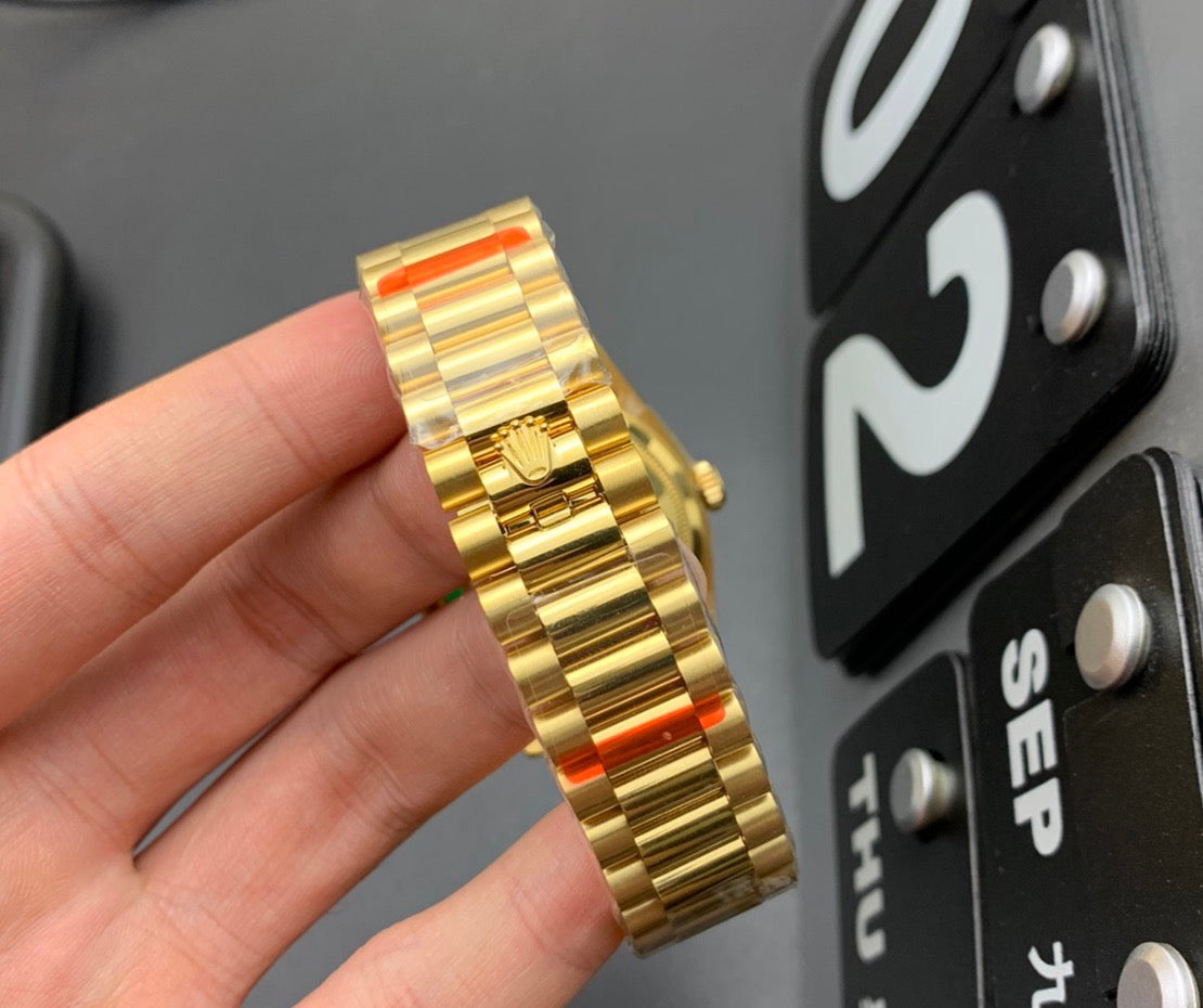 Rolex Oyster Perpetual Day-Date Yellow Gold And Green dial