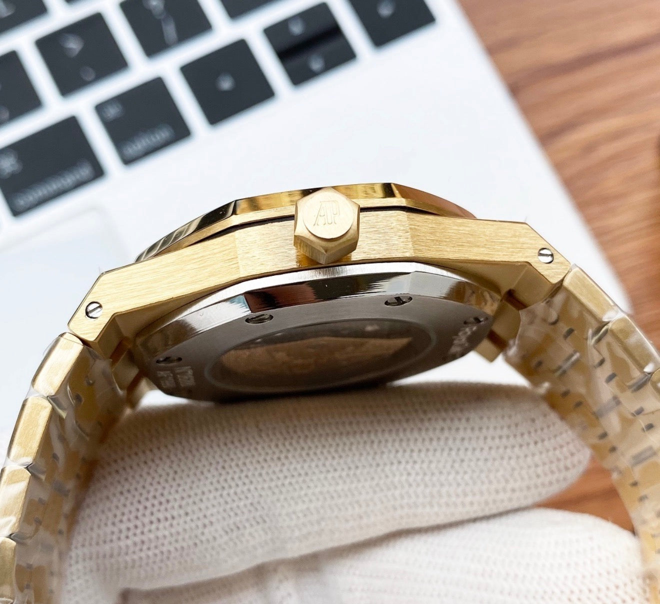 Audemars Piguet Royal Oak Yellow Gold Black Dial