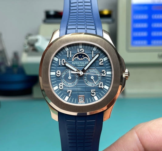 Patek Philippe Aquanaut 5261R Blue