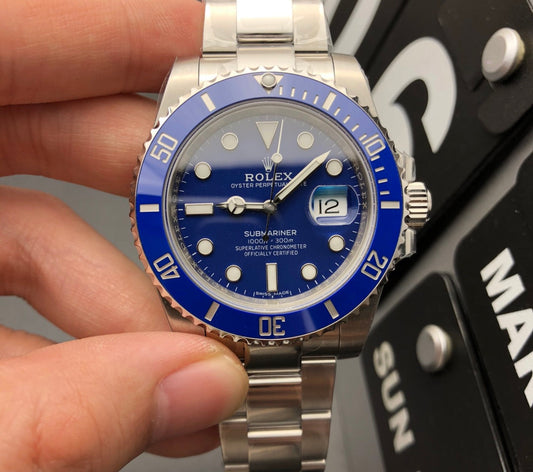 Rolex Submariner Date 116619LB Blue